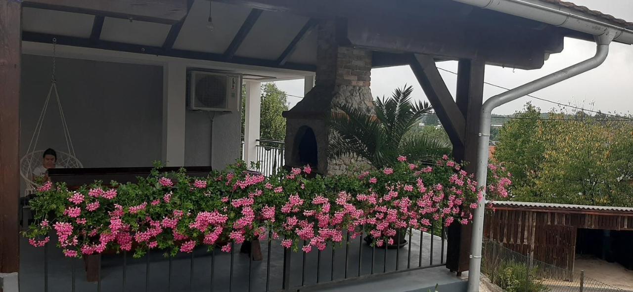 Apartman Melani Slunj Exterior foto